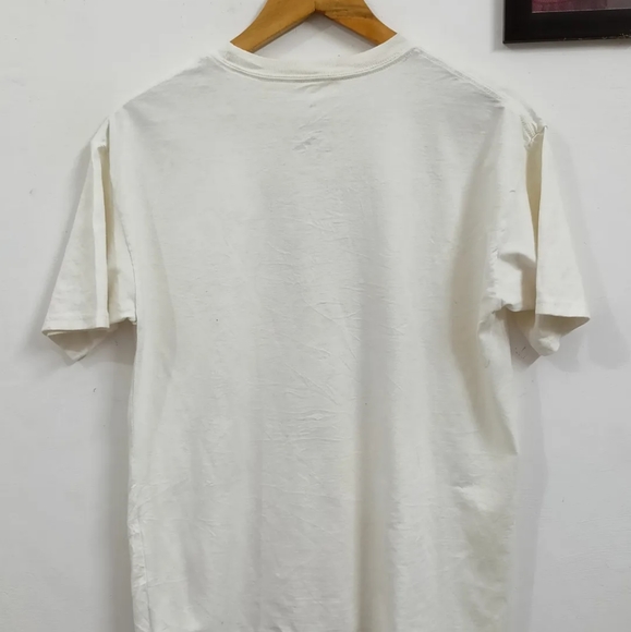 DISNEY- TYPHOON LAGOON cartoon graphic t-shirt for men's and women's. - Picture 4 of 5